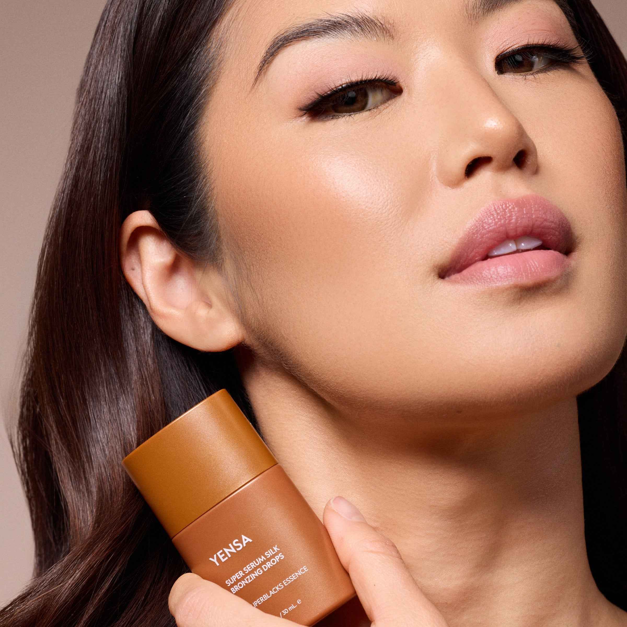 Super Serum Silk Bronzing Drops for Radiant Glow and Enhanced Skin Tone